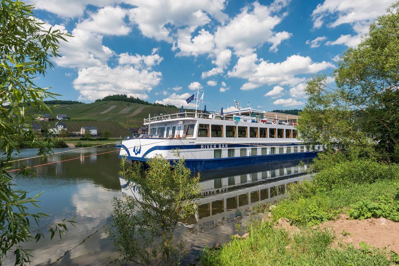 River Bar Hotel Mulheim an der Mosel Esterno foto